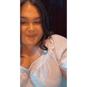 Meet your Posher, Perri louise